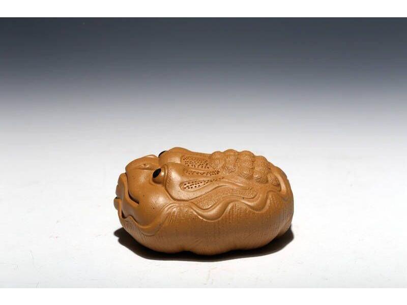 Фігурка «Жаба в листі лотоса», глина - 1