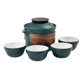 Дорожній набір посуду для чаю "Смарагдовий"